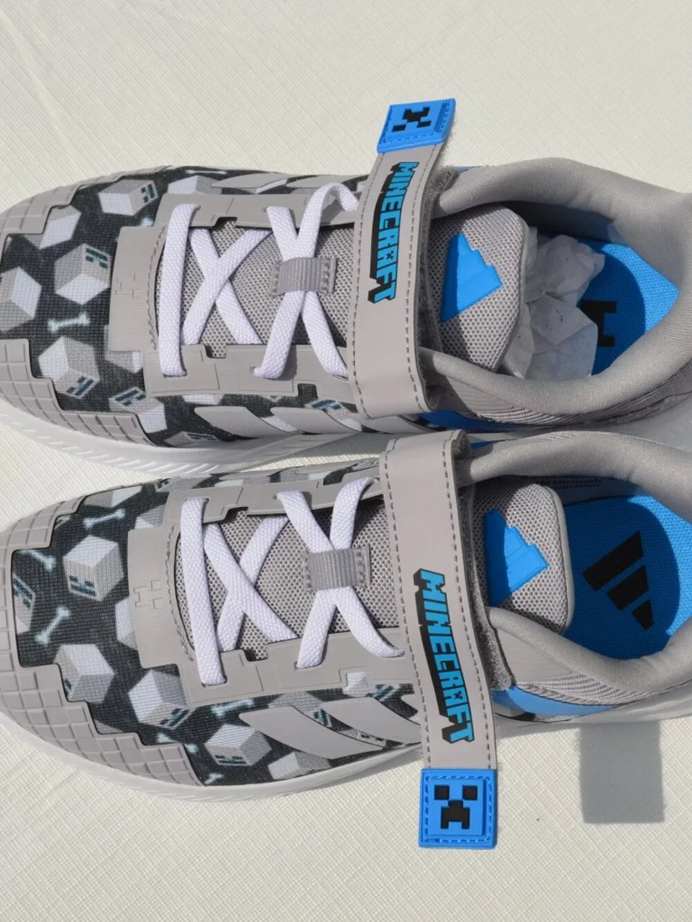 ADIDAS MINECRAFT FORTARUN 4.0 SHOES CHILDREN Size 3 (New)